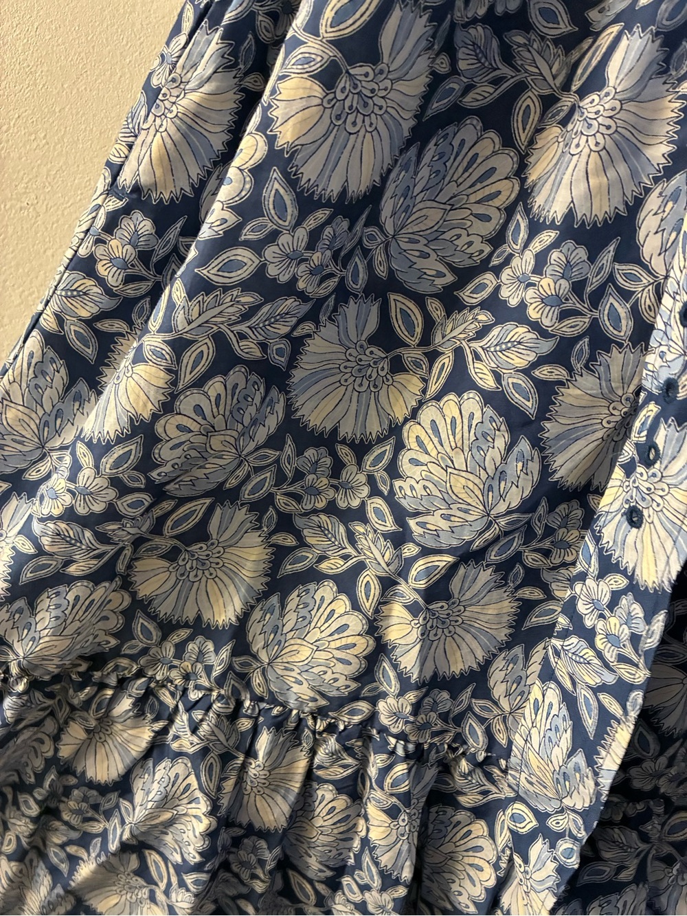 J. McLaughlin Cerina Blue Floral Silk Blend Midi Dress Euro Summer Coastal M - Picture 6 of 12